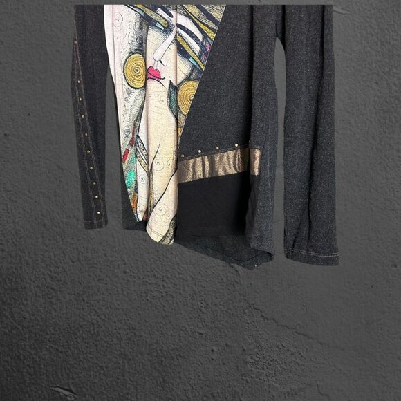 Simply Art by Dolcezza Women’s Face Top - Picture 3 of 5